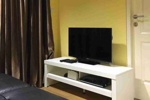 Condominio de 1 dormitorio en Phaya Thai, Bangkok, Tailandia № 208769 - foto 3
