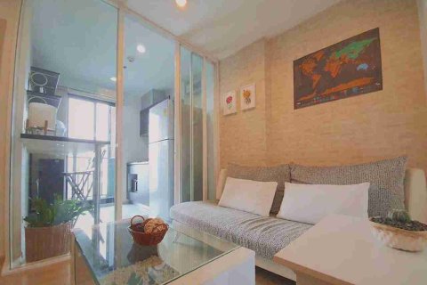 Condominio de 1 dormitorio en Bangkok, Tailandia № 208773 - foto 4