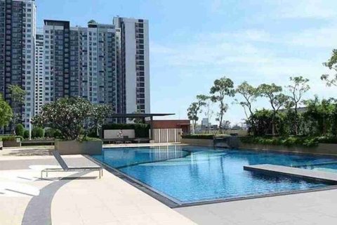 Condominio de 1 dormitorio en Bangkok, Tailandia № 208772 - foto 2