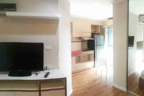 Condominio de 1 dormitorio en Bangkok, Tailandia № 208772 - foto 6