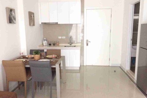 Condominio de 1 dormitorio en Bangkok, Tailandia № 208774 - foto 7