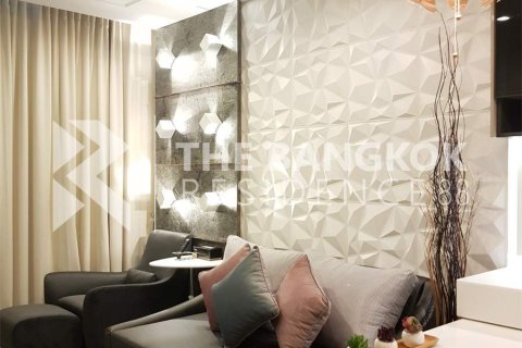 Condominio de 1 dormitorio en Bangkok, Tailandia № 185061 - foto 2