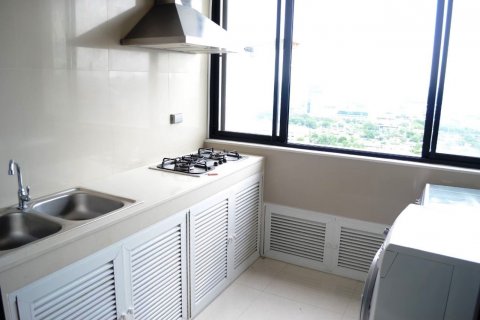 Condominio de 5 dormitorios en Bangkok, Tailandia № 66100 - foto 4