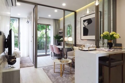 Condominio de 1 dormitorio en Lat Phrao, Bangkok, Tailandia № 203621 - foto 4