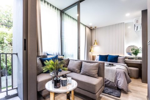 Condominio de 1 dormitorio en Lat Phrao, Bangkok, Tailandia № 203622 - foto 4