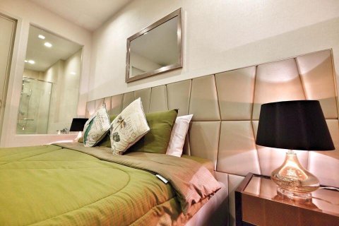 Apartamento de 2 habitaciones en Pattaya, Tailandia № 160184 - foto 4