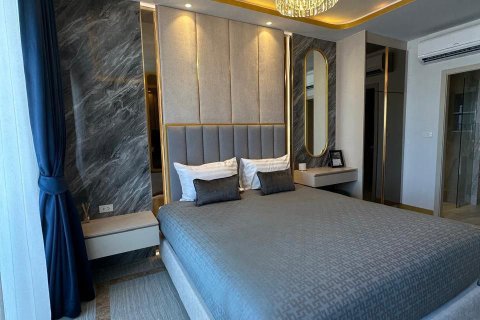 Apartamento de 2 habitaciones en Pattaya, Tailandia № 160185 - foto 4