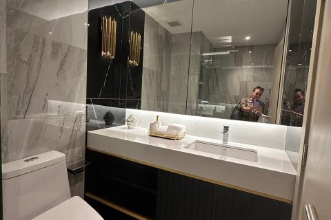 Apartamento de 2 habitaciones en Pattaya, Tailandia № 160185 - foto 8