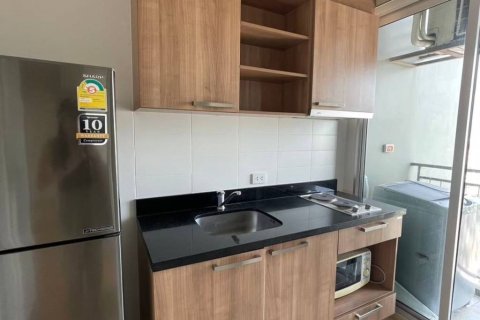 Condominio de 2 dormitorios en Khlong San, Bangkok, Tailandia № 160191 - foto 9