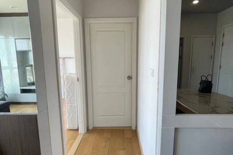 Condominio de 2 dormitorios en Khlong San, Bangkok, Tailandia № 160191 - foto 5