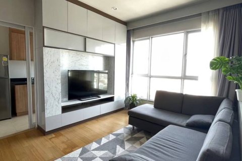 Condo à Khlong San, Bangkok, Thaïlande, 2 chambres  № 160191