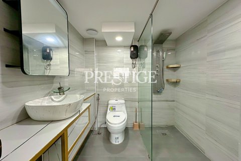 Condominio de 2 dormitorios en Pattaya, Tailandia № 197550 - foto 17