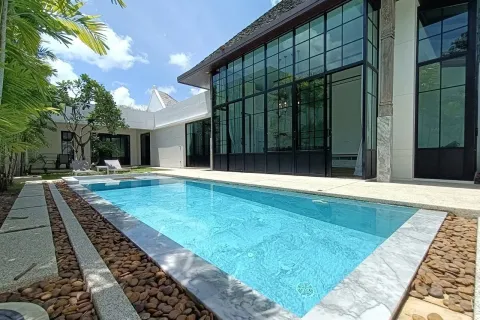 Casa de 3 dormitorios en Bang Tao, Tailandia № 209307