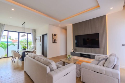 Chalet de 3 dormitorios en Hua Hin, Tailandia № 146736 - foto 4
