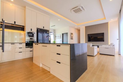 Chalet de 3 dormitorios en Hua Hin, Tailandia № 146736 - foto 6
