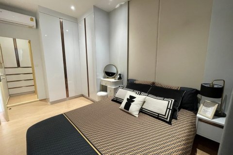Condominio de 2 dormitorios en Bangkok, Tailandia № 65710 - foto 12