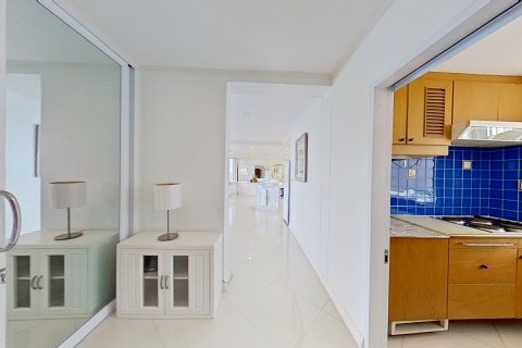 Condominio de 2 dormitorios en Pattaya, Tailandia № 140694 - foto 9