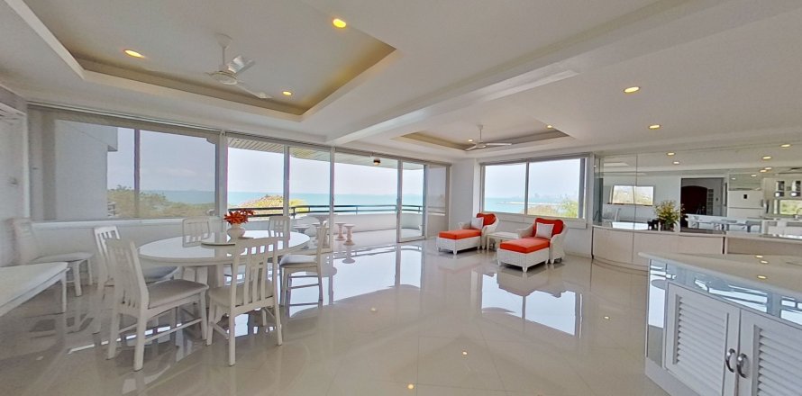 Condominio de 2 dormitorios en Pattaya, Tailandia № 140694
