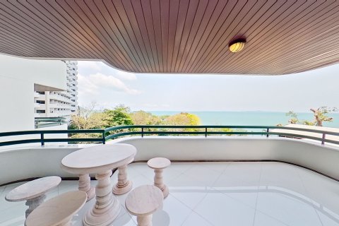 Condominio de 2 dormitorios en Pattaya, Tailandia № 140694 - foto 4