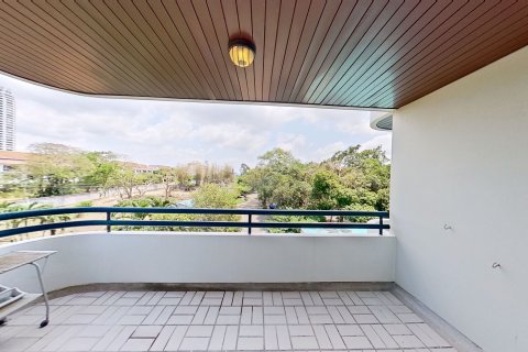 Condominio de 2 dormitorios en Pattaya, Tailandia № 140694 - foto 8