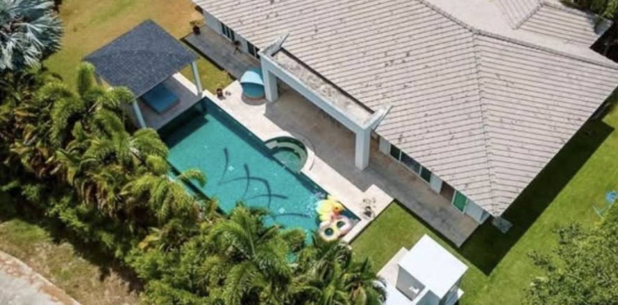 Chalet de 3 dormitorios en Hua Hin, Tailandia № 147015