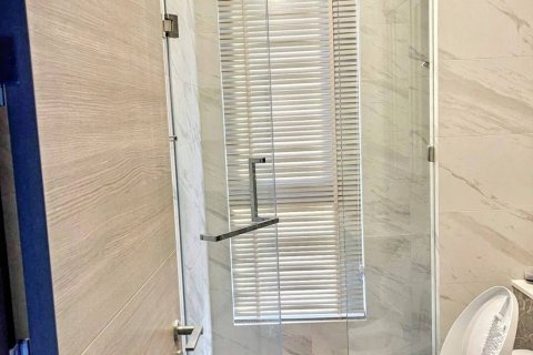 Condominio de 1 dormitorio en Chatuchak, Bangkok, Tailandia № 147016 - foto 10