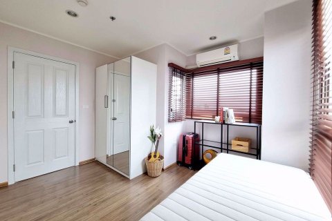 Condominio de 2 dormitorios en Thonburi, Bangkok, Tailandia № 47632 - foto 10