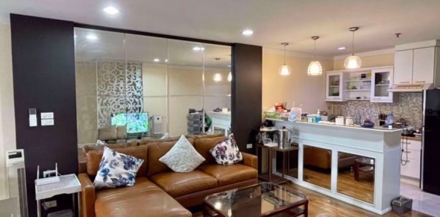 Condominio de 2 dormitorios en Khlong Toei, Bangkok, Tailandia № 47627