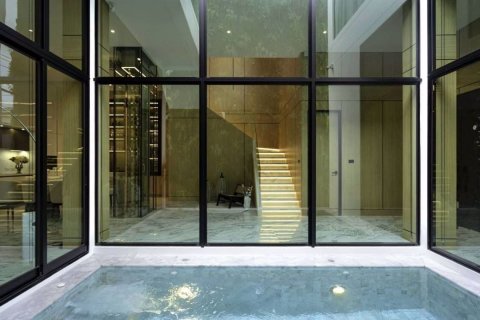 Haus in Watthana, Bangkok, Thailand 4 Schlafzimmer № 47631 - Foto 17
