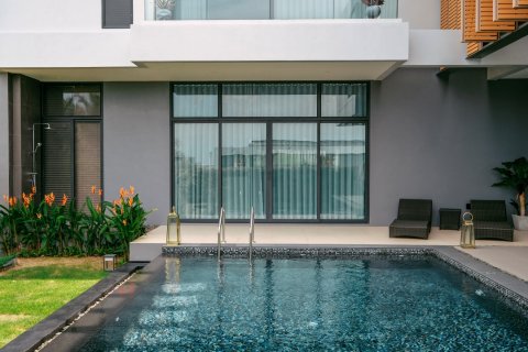 Villa auf Jomtien Beach, Pattaya, Thailand 4 Schlafzimmer № 170125 - Foto 12