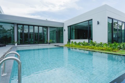 Chalet de 3 dormitorios en Jomtien Beach, Pattaya, Tailandia № 170127 - foto 14