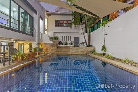 Maison à Pattaya, Thaïlande 5 chambres № 177809 - photo 8