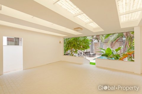 House in Pattaya, Thailand 4 bedrooms № 177810 - photo 12