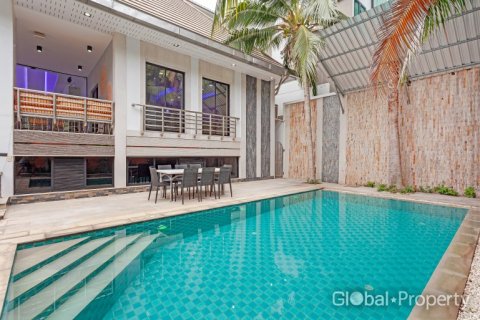 House in Pattaya, Thailand 4 bedrooms № 177810 - photo 27