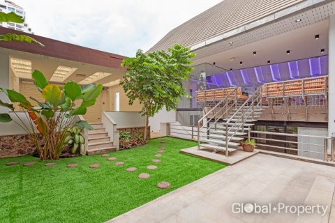 House in Pattaya, Thailand 4 bedrooms № 177810 - photo 18