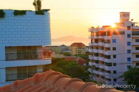 Commercial property in Pattaya, Thailand 650 sq.m. № 177808 - photo 14