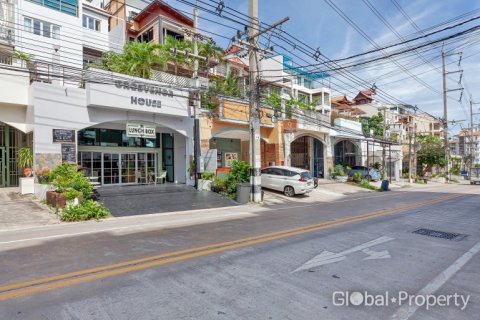 Commercial property in Pattaya, Thailand 650 sq.m. № 177808 - photo 2
