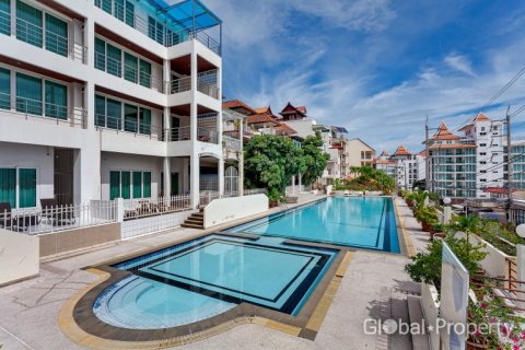 Commercial property in Pattaya, Thailand 650 sq.m. № 177808 - photo 5