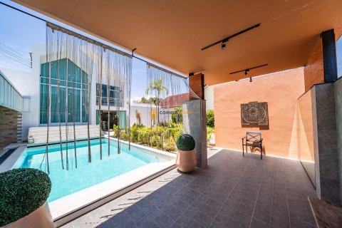 Estudio en Pattaya, Tailandia № 152432 - foto 3
