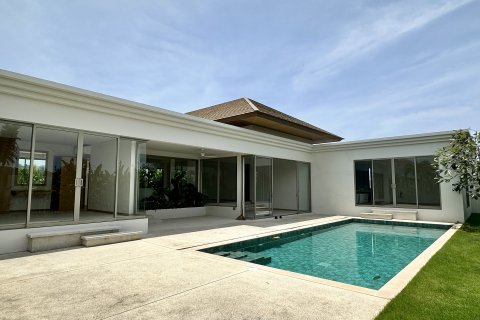 Chalet de 4 dormitorios en Bang Tao, Tailandia № 152417 - foto 22