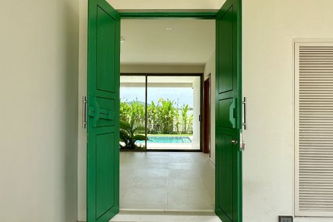 Chalet de 4 dormitorios en Bang Tao, Tailandia № 152417 - foto 4
