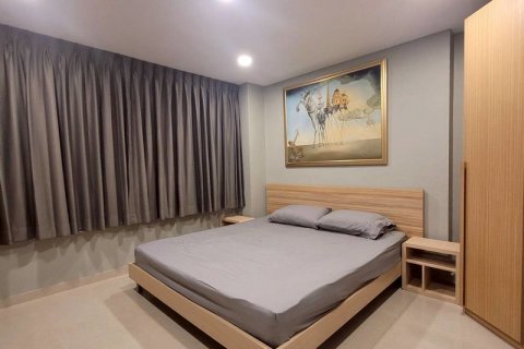 Condominio de 2 dormitorios en Bangkok, Tailandia № 200271 - foto 11