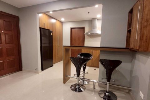 Condominio de 2 dormitorios en Bangkok, Tailandia № 200271 - foto 5