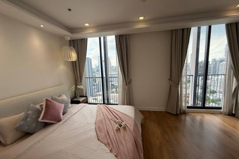 Condominio de 3 dormitorios en Bangkok, Tailandia № 200270