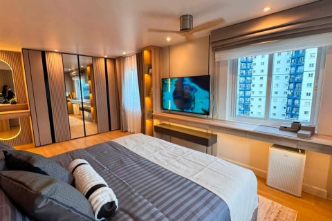 Condominio de 2 dormitorios en Sathon, Bangkok, Tailandia № 200273 - foto 10