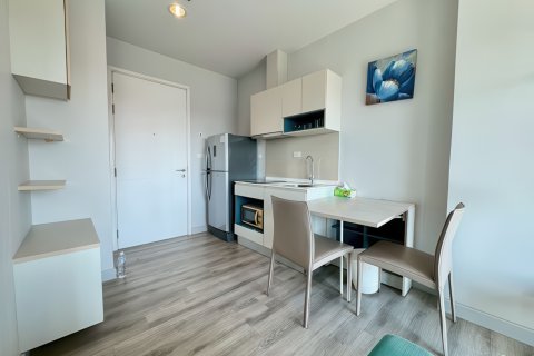 Apartamento de 1 dormitorio en Pattaya, Tailandia № 205975 - foto 5