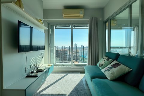 Apartamento de 1 dormitorio en Pattaya, Tailandia № 205975 - foto 2
