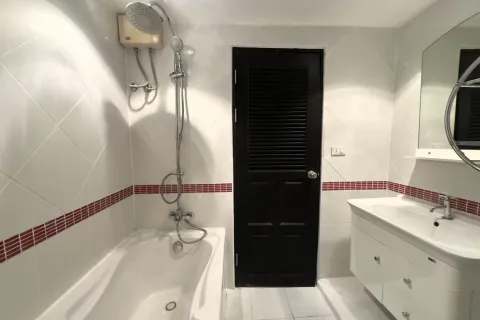 Apartamento de 1 dormitorio en Pattaya, Tailandia № 205974 - foto 17