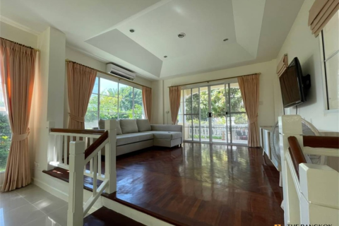 Casa de 3 dormitorios en Bangkok, Tailandia № 189241 - foto 6