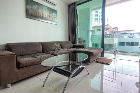 Condominio de 1 dormitorio en Bang Lamung, Tailandia № 210038 - foto 3